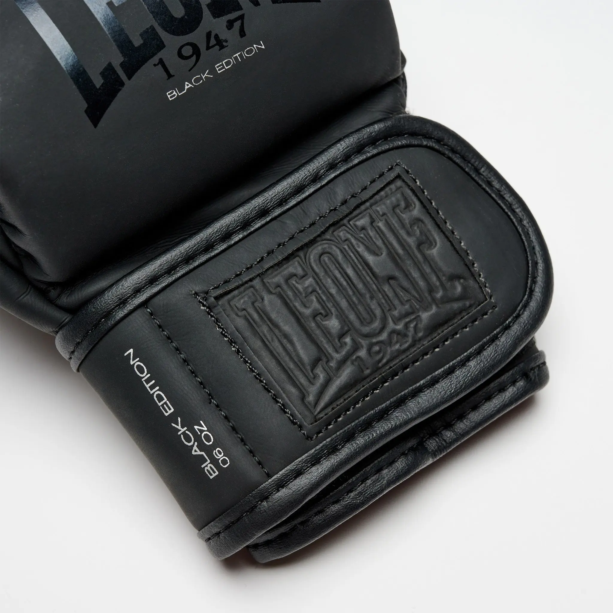 Leone - BLACK EDITION MMA GLOVES GP105 - Black, преден изглед