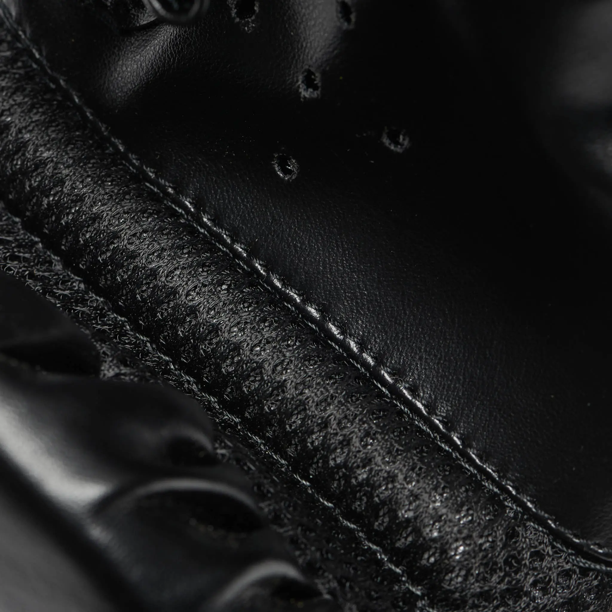 Leone - Уредни ръкавици - CONTACT BAG GLOVES / GS080 детайл от шевовете