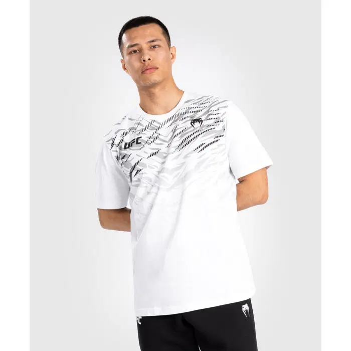 Тениска -  UFC Fusion by Venum Men’s Replica Short Sleeve T-Shirt - White