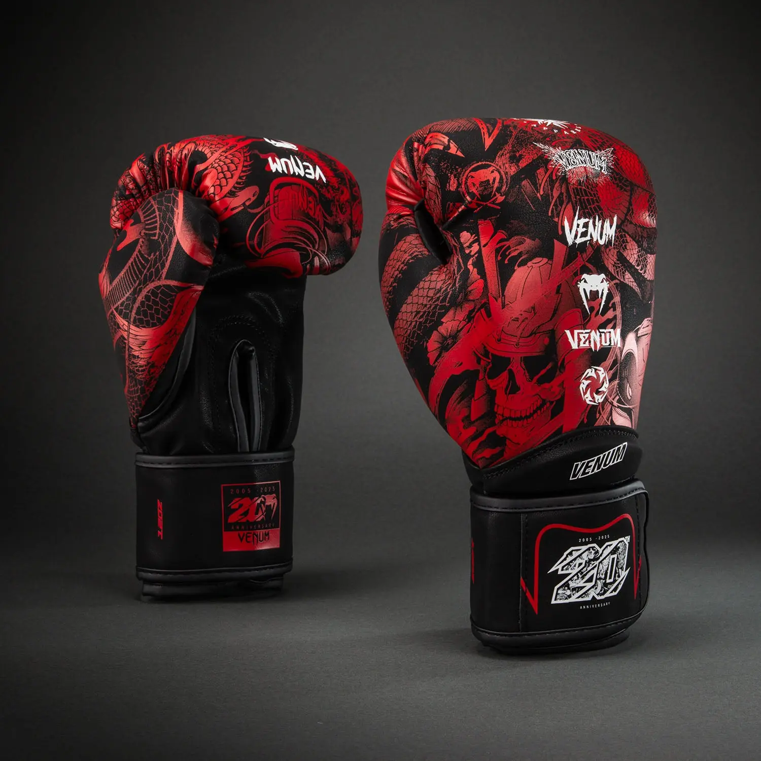 Venum 20th Anniversary Boxing Gloves - Black/Red
