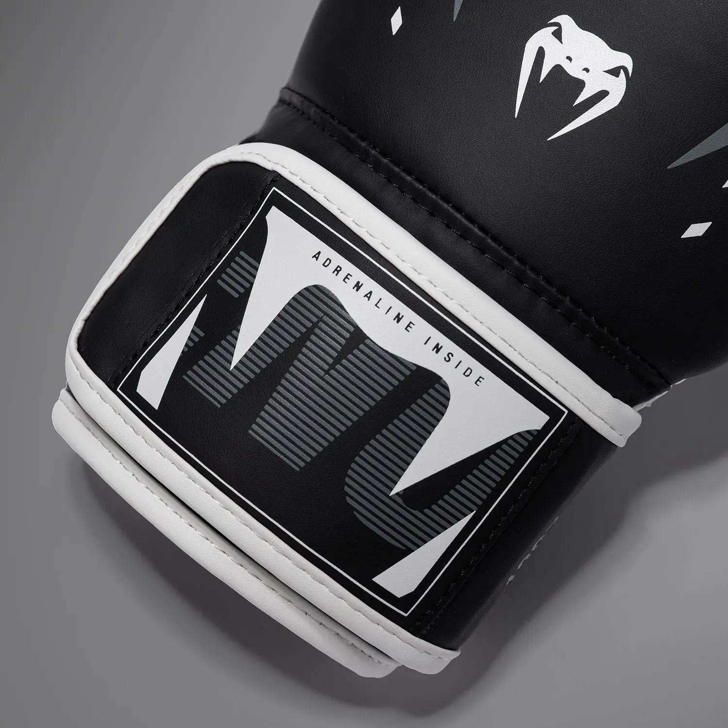 Venum Adrenaline Boxing Gloves - Black/Silver Grey страничен изглед