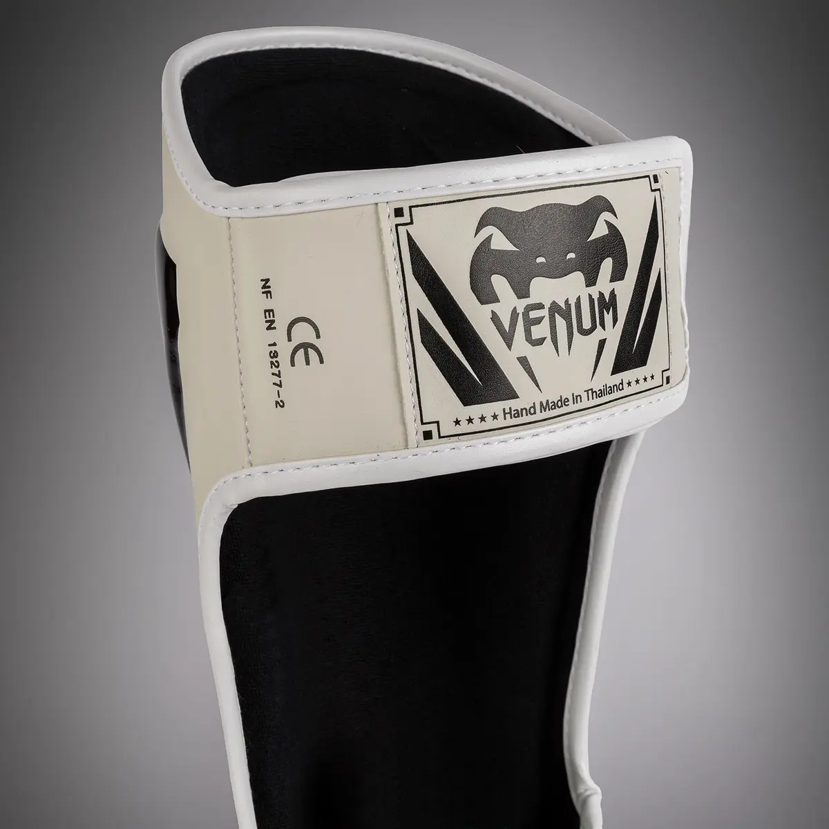 Venum Elite Standup Shinguards - White/Black, детайл подметка