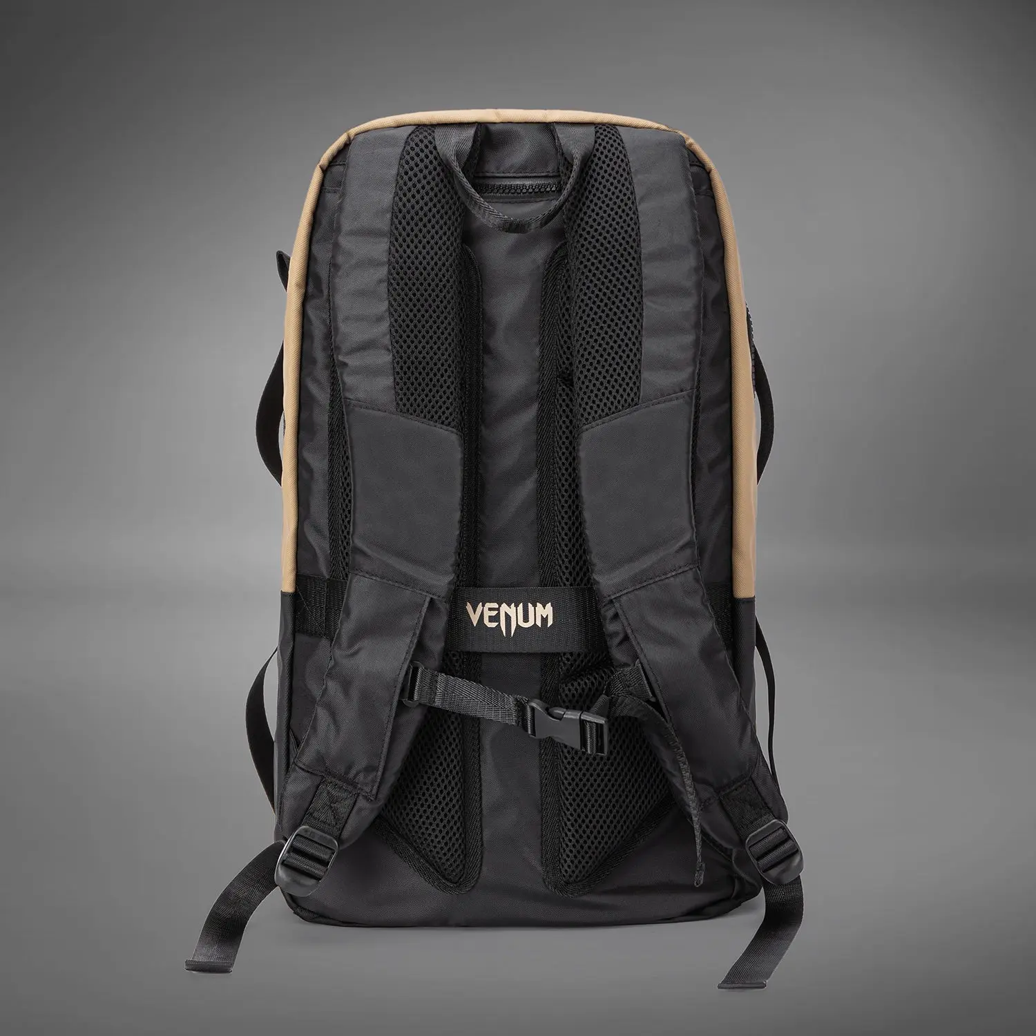 Venum Evo 2 Backpack (20-25L) - Black/Sand, страничен изглед