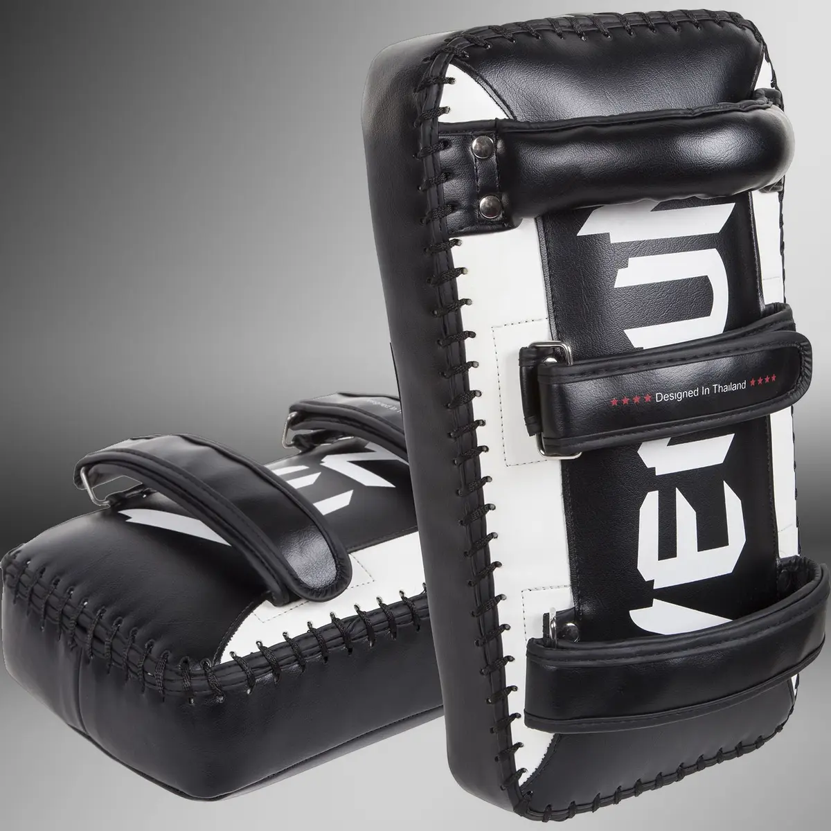 Venum Giant Kick Pads - Black/Ice (Pair)