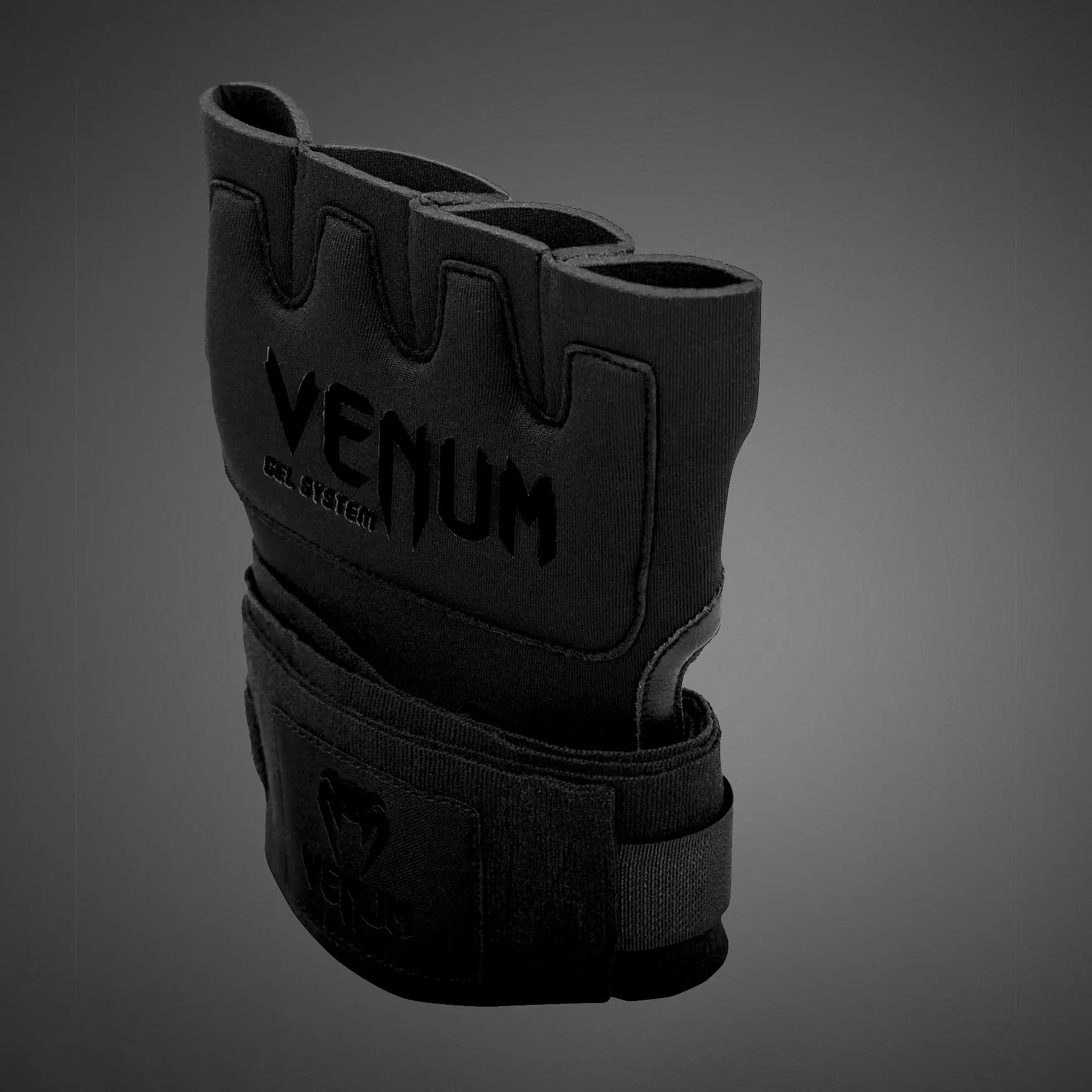 Venum Вътрешни Ръкавици за Боксови Ръкавици KONTACT GEL GLOVE WRAPS / BLACK - изглед отстрани