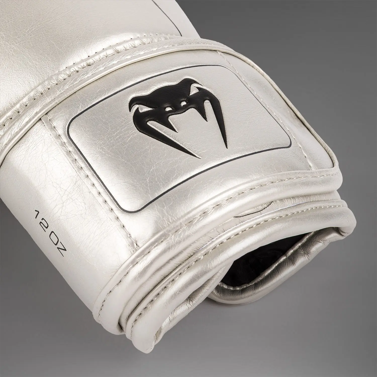 Venum Nexus Boxing Gloves - Silver/Black отстрани