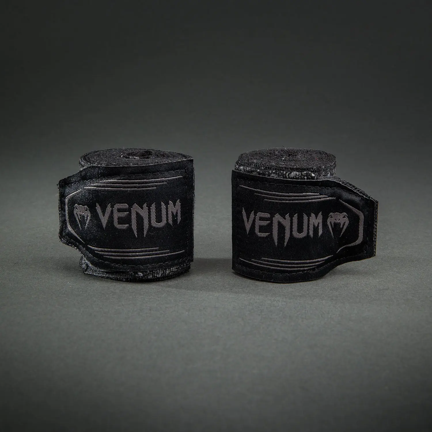 Бинтове - VENUM - Santa Muerte Handwraps - Black - 4m